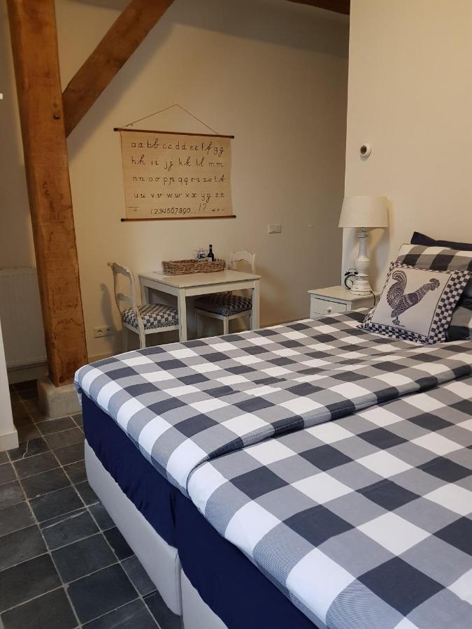 Bij Saar Bed & Breakfast Zwinderen Exterior photo